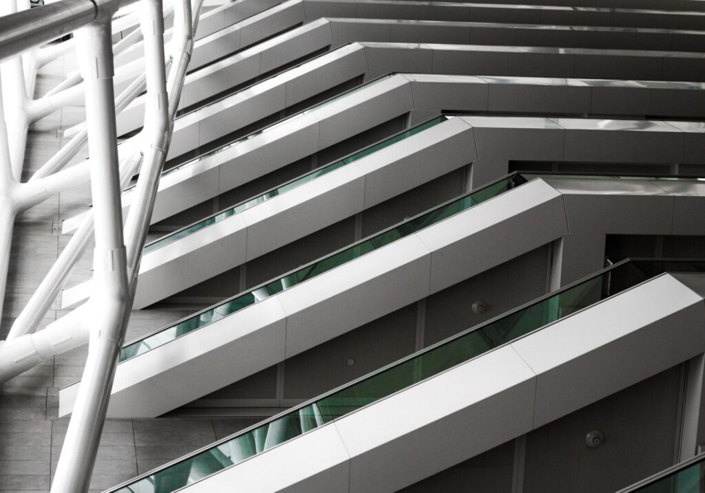 Why Glass Railing Installation Is the Future of Elegant, Safe Staircases