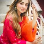 How Online Platforms Make City-Based Services Easy to Explore in India