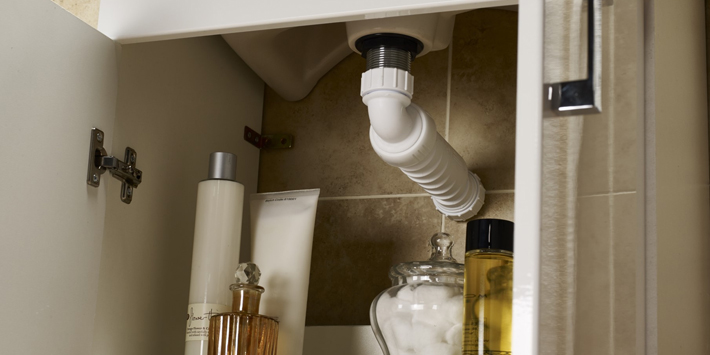 Why UK Drains Get Blocked: The Most Common & Surprising Culprits Found by Plumbers