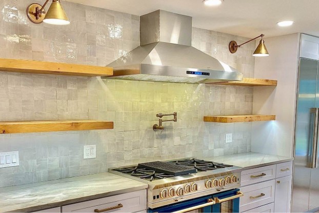 What Makes Range Hoods For Gas Stoves Ideal For Home Kitchens?