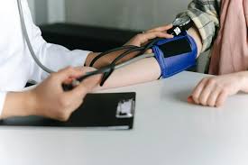 Hypertension Dubai: Early Signs and Symptoms to Watch For