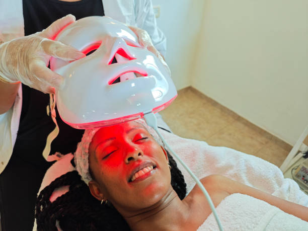 LED Light Therapy in Dubai: Non-Invasive Beauty Solution