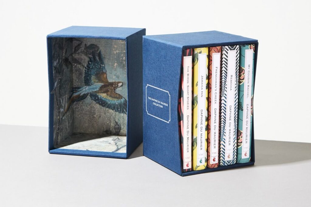 Premium Custom Book Boxes For Authors and Publishers