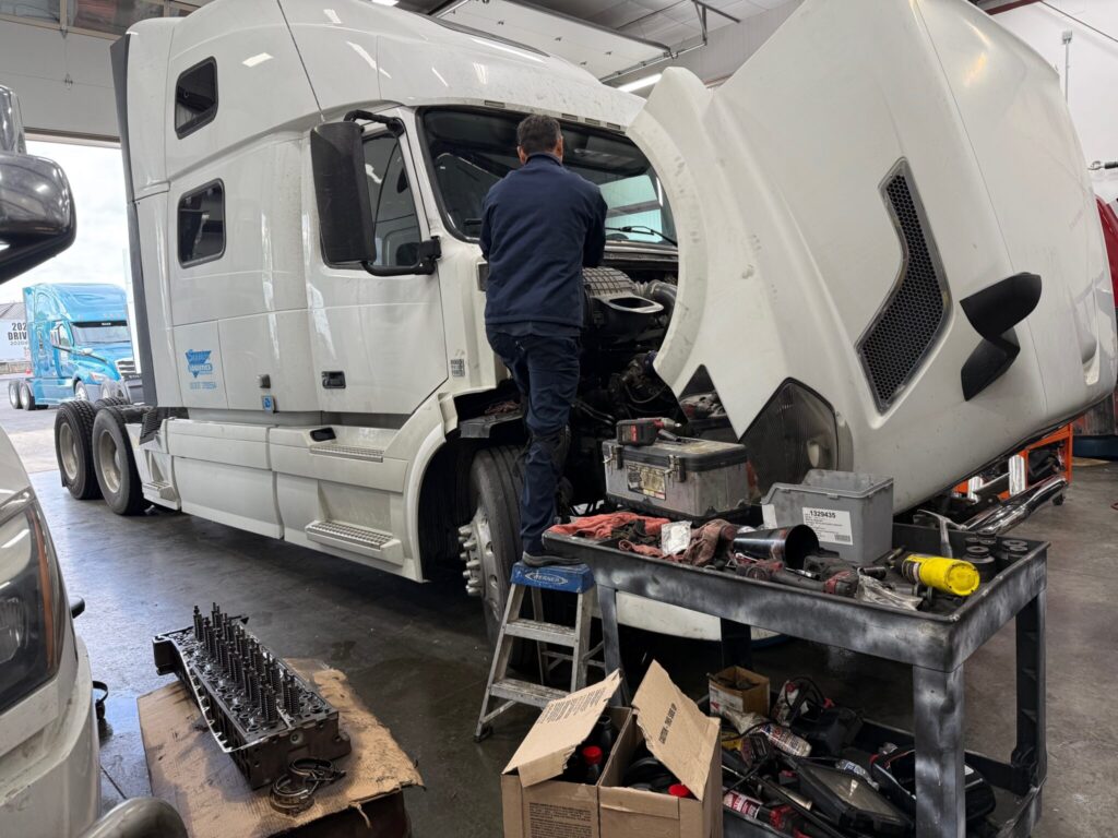 The Importance of Electrical System Maintenance in Heavy Duty Trucks