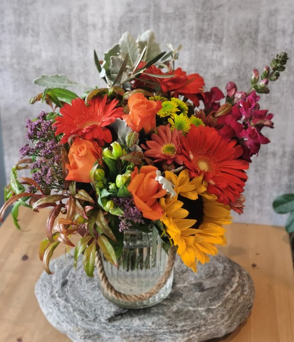 Make Every Moment Bloom – Fresh Flowers Delivered with Care and Love
