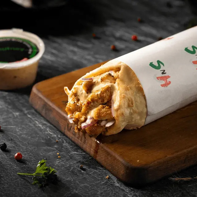 Chicken Bihari Chutney Roll: Karachi’s Irresistible Street Food Favorite