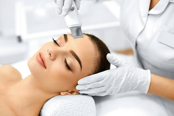 Ultrasonic Skin Peeling in Dubai: A Complete Patient Guide