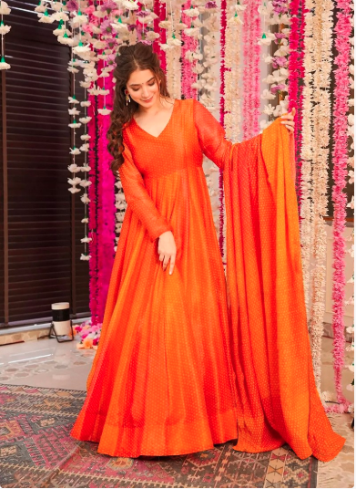Why Are Women Gown Manufacturers in USA the Go-To for Unique and Personal Styles?