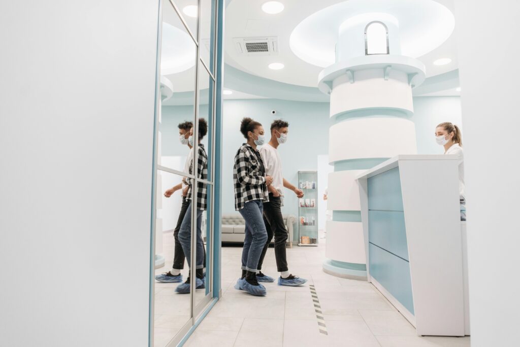 Find a Medical Clinic Open on Weekend Canada Near You