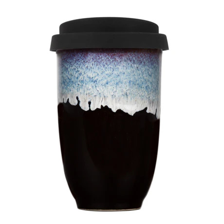 The Commuter’s Companion: Why the 12-Ounce Travel Mug is the Peak of Portability