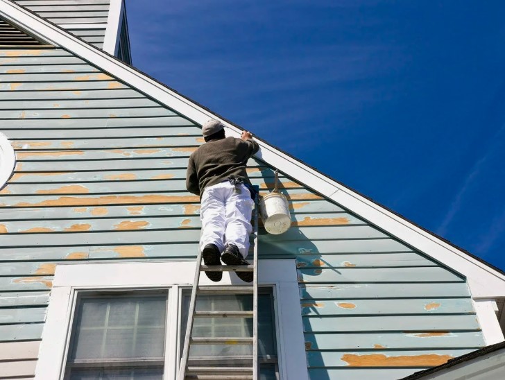 Transform Your Home with Professional Siding Painting Services