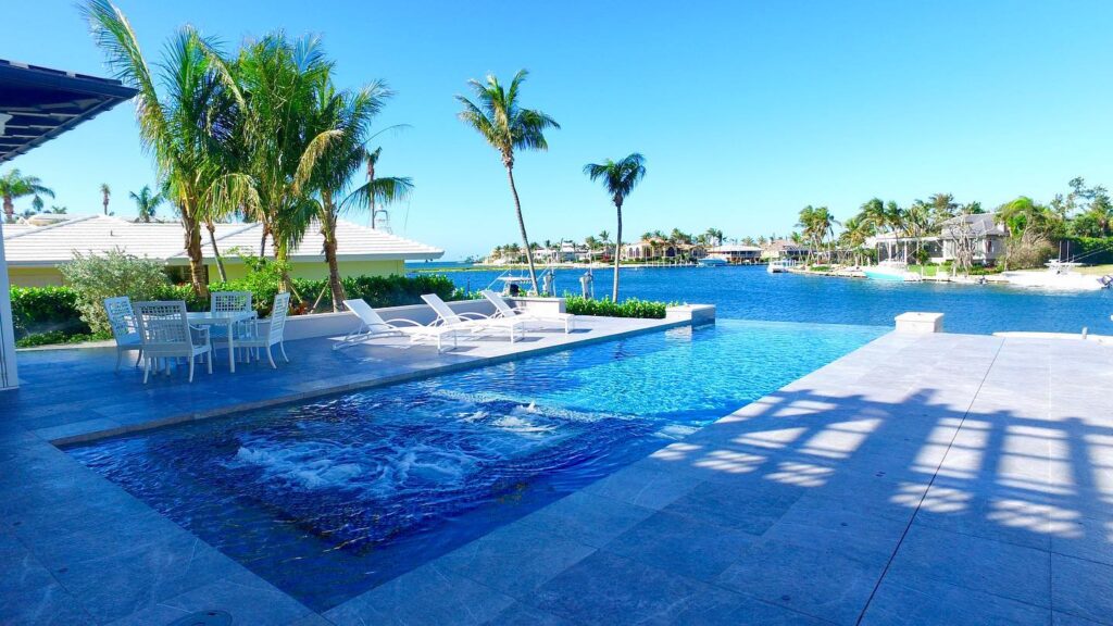 Skimmer Basket Cleaning & Pool Pump Basket Cleaning: Complete Guide to Efficient Pool Maintenance