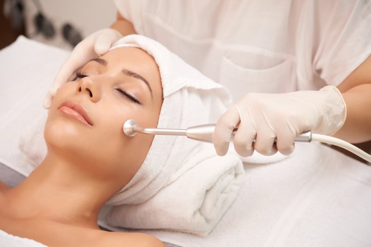 How Much Does an OxyGeneo Facial Cost in Surrey?