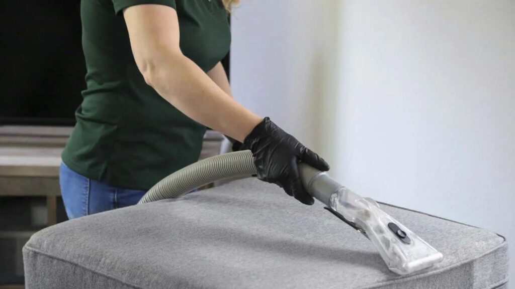 Clean Workspaces, Clear Minds: The Rising Demand for Professional Cleaning in Redwood City