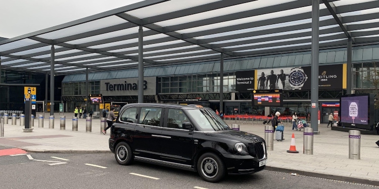 Qu’est-ce qui rend Beaune Airport Transfers si fiable et rapide pour la prise en charge ?
