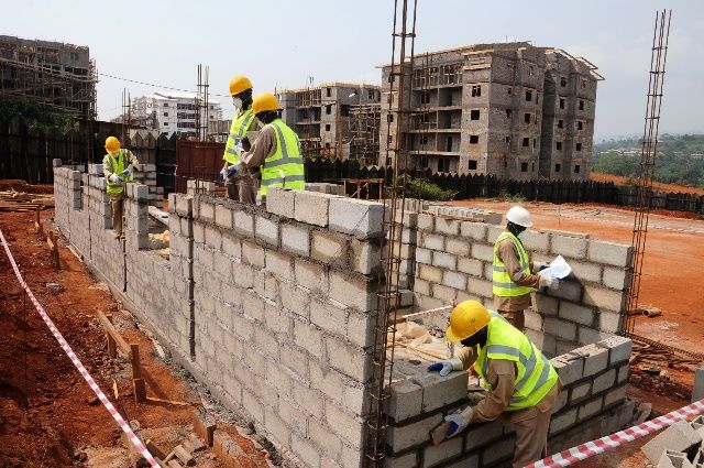 Building Construction Near You: How to Find Reliable Local Contractors