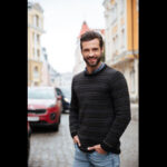 Why Wealthy Singles Dating Platforms Are Growing So Fast