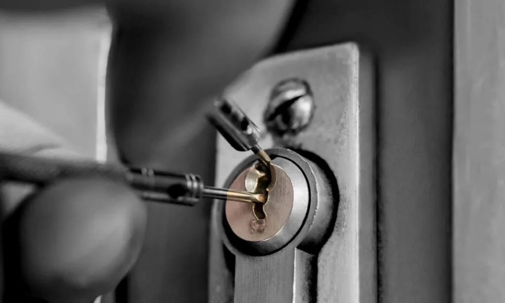 What Should You Expect From A Locksmith Visit Today?