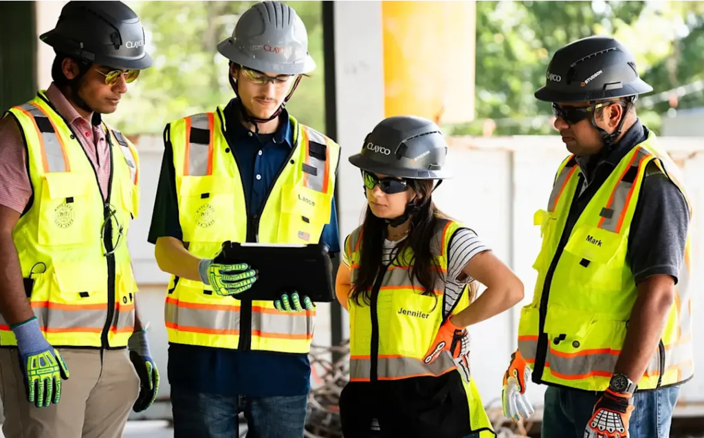 How Do Contractors Manage Unexpected Project Costs?