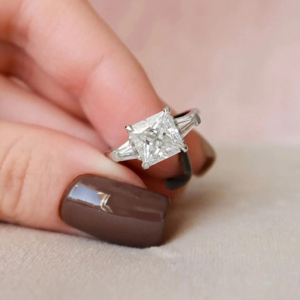 Asscher Cut Engagement Rings: The Vintage Revival Modern Brides Can’t Resist