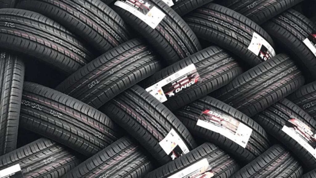 Best Dunlop Tyres for SUVs and Off-Road Driving