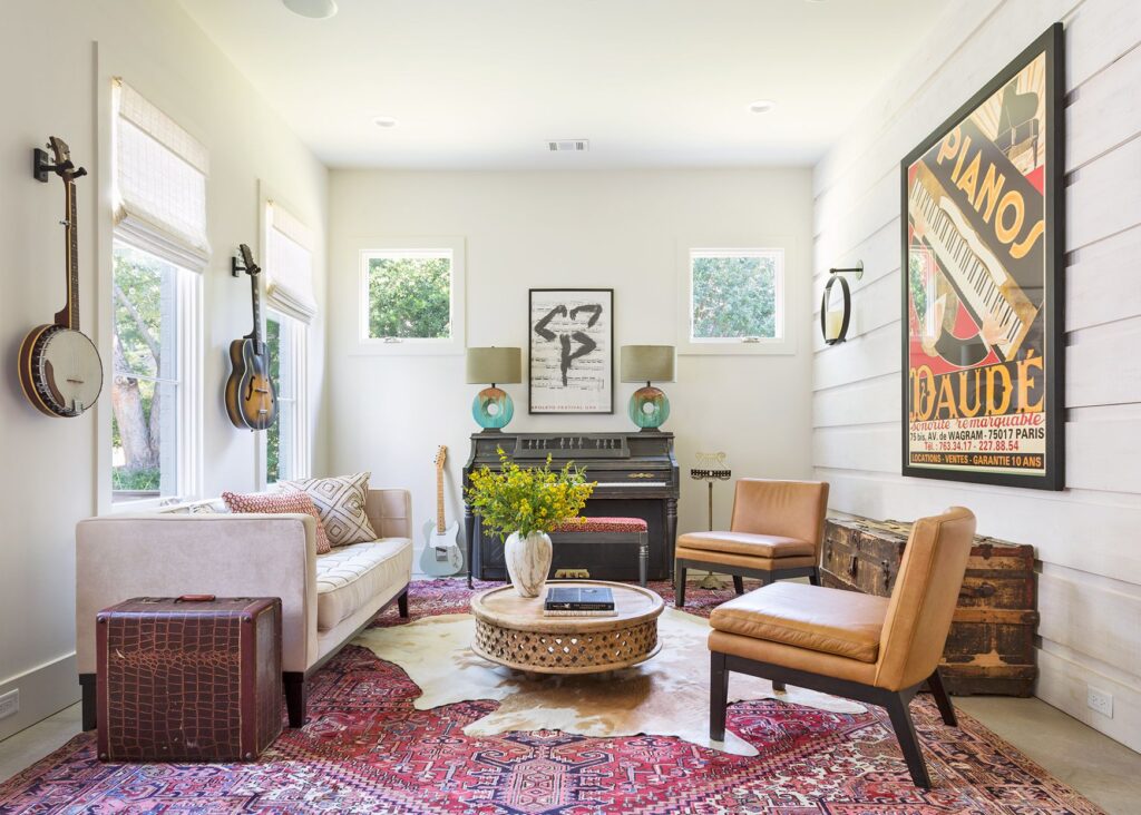 What Makes Decor Pieces Collectible? Rarity, Provenance, and Design Heritage Explained