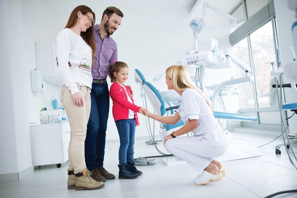 How to Choose the Right Family Dentist for Your Family