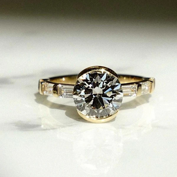 Things to Know Before Buying a Bezel Diamond Ring