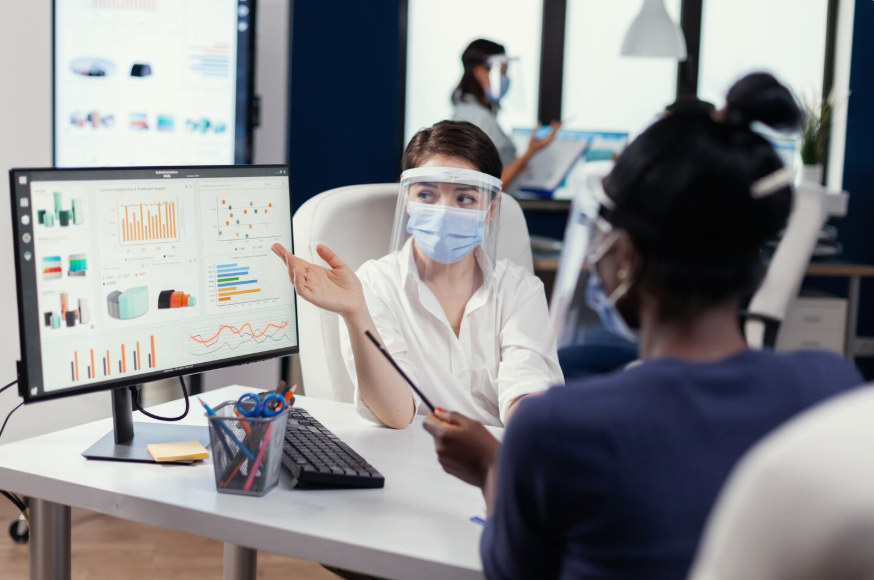 Healthcare Analytics Solutions: Improving Operational Efficiency Through Data-Driven Insights