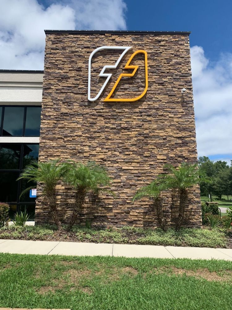Tampa Sign Company Services: Professional Signs Tampa Businesses Use to Build Strong Brand Visibility