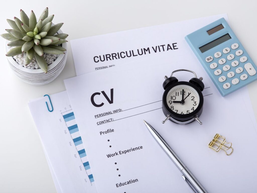 Best CV Writing in Dubai: A Complete Guide for Job Seekers