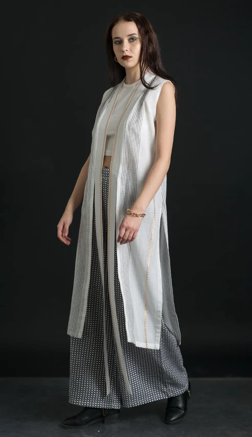 What Makes a Fashion Piece Truly Timeless?