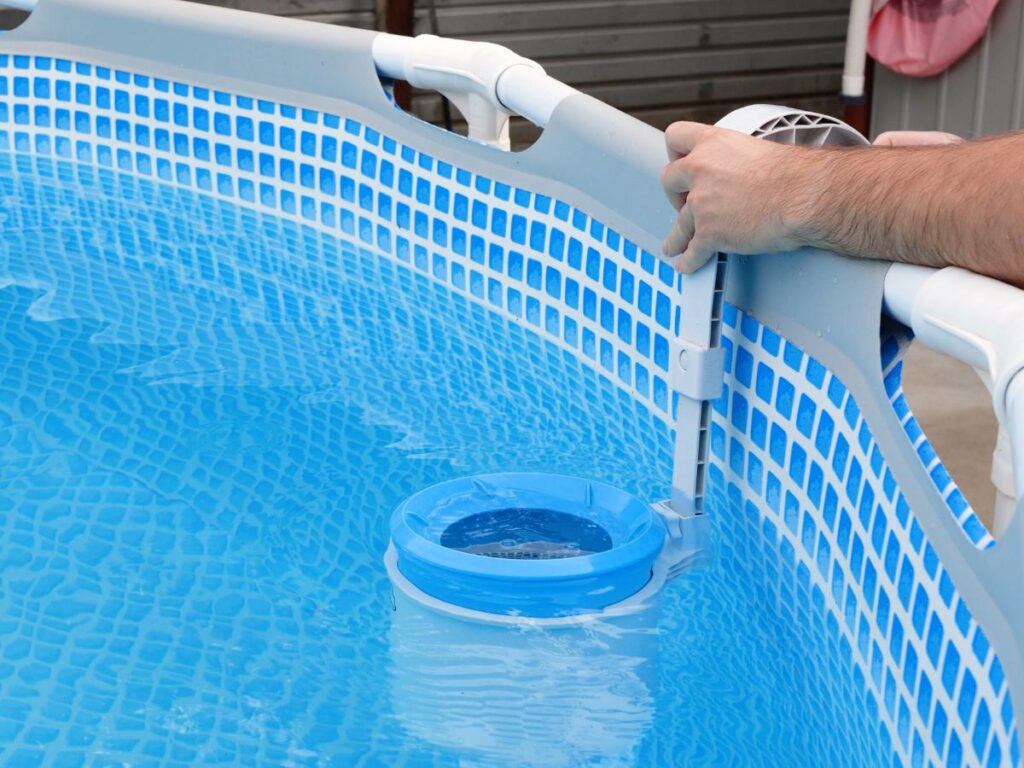 What to Know Before Hiring Pool Builders in Florida
