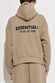 Essentials Clothing: The Streetwear Staple Taking Over Every Wardrobe
