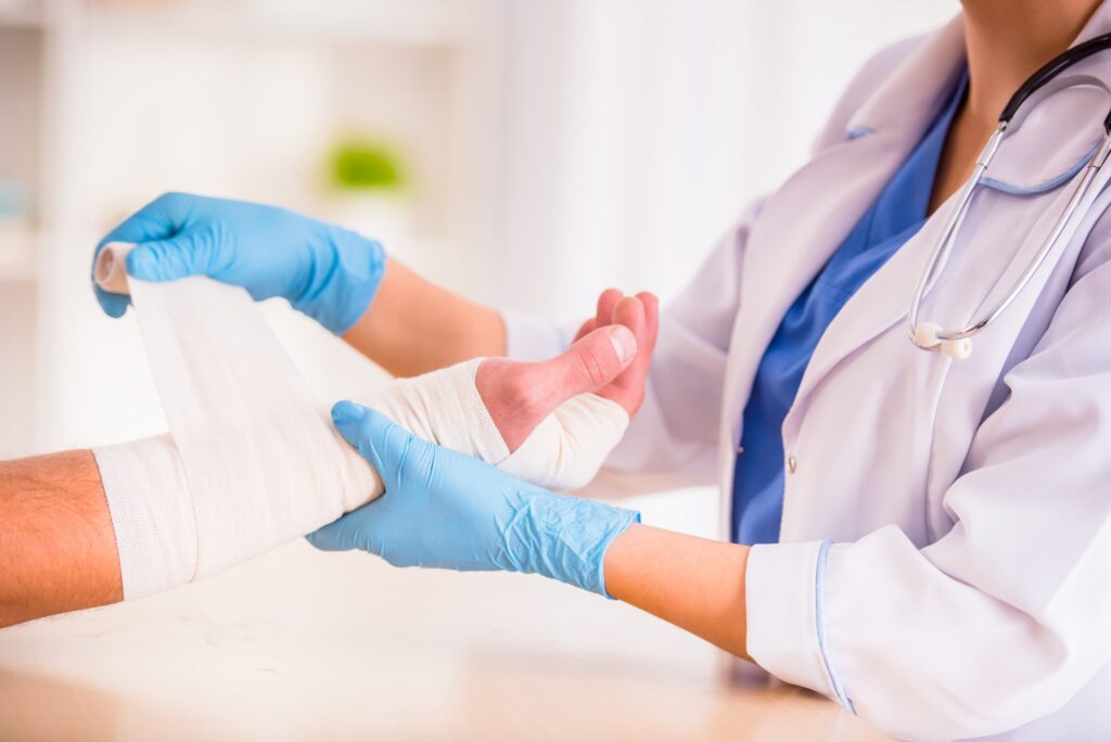 Advanced Wound Care in Near Oakland: Your Guide to Cutting-Edge Treatments at Home