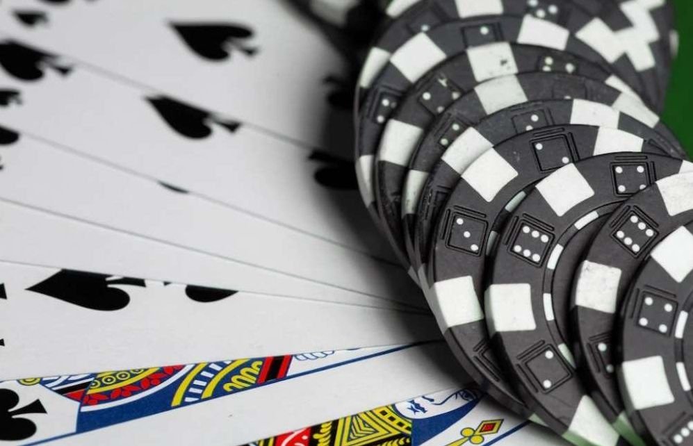 Guía Completa de Póker Online: Mejores Casinos, Estrategias y Errores que Debes Evitar