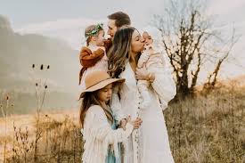 Pregnancy Photoshoot Near Glasgow – Capturing the Beauty of Motherhood