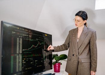 Why Strong Expense Management Is Essential for Investment Funds