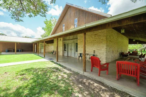 Is 2026 the Best Time to Buy a Home in Uvalde? Here’s What the Data Says