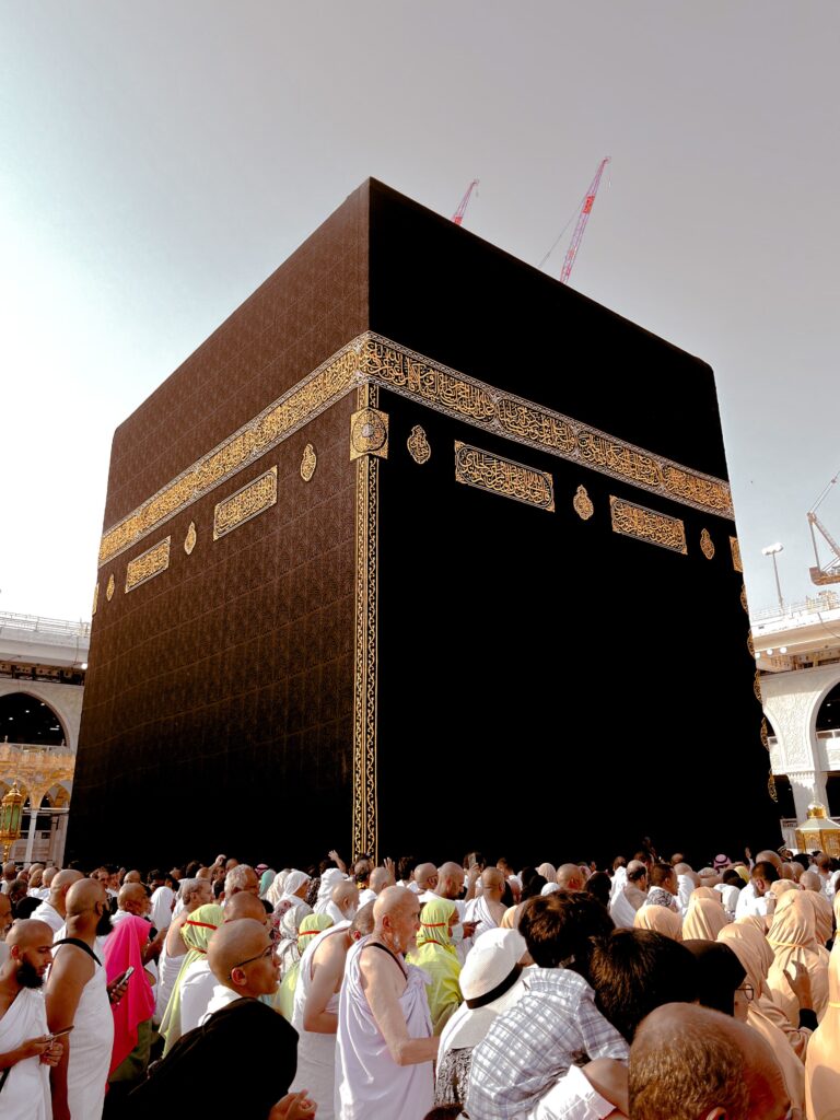 Reliable Haram Transport Services with Luton Umrah Tours