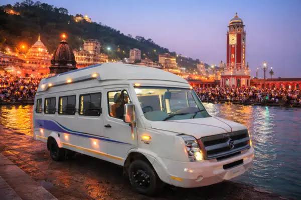 Tempo Traveller Delhi to Haridwar – The Best Way to Travel Comfortably