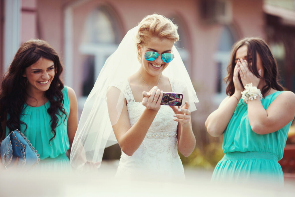 Top Benefits of Choosing Wedding Photo Booth Hire Melbourne