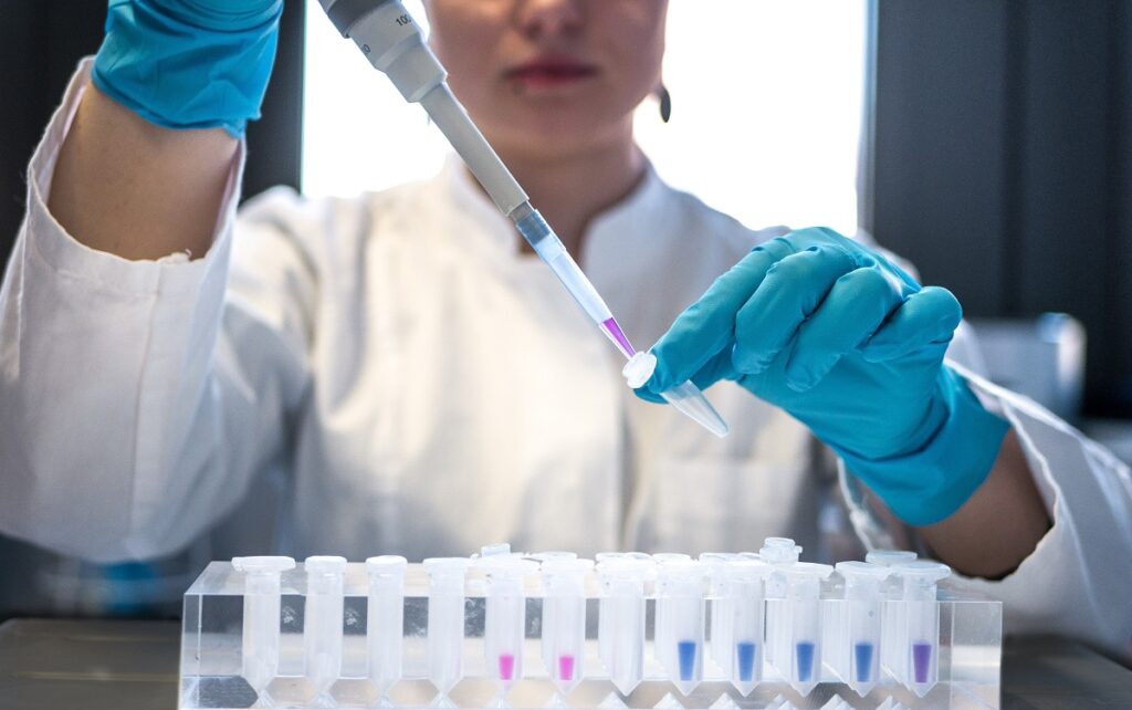 Cryo-EM’s Next Frontier: How Integrated Services Turn Vision into Structure