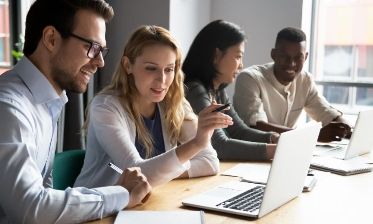 How Modern Businesses Can Scale Technology Teams Without Compromising Quality