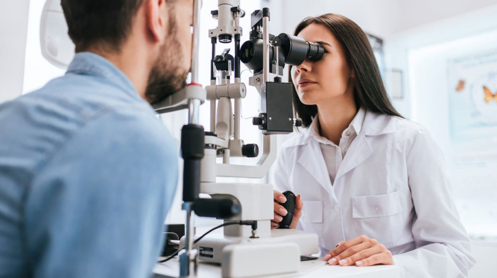 Best Eye Specialist in Vaishali Ghaziabad: What Patients Should Know Before Choosing Eye Care