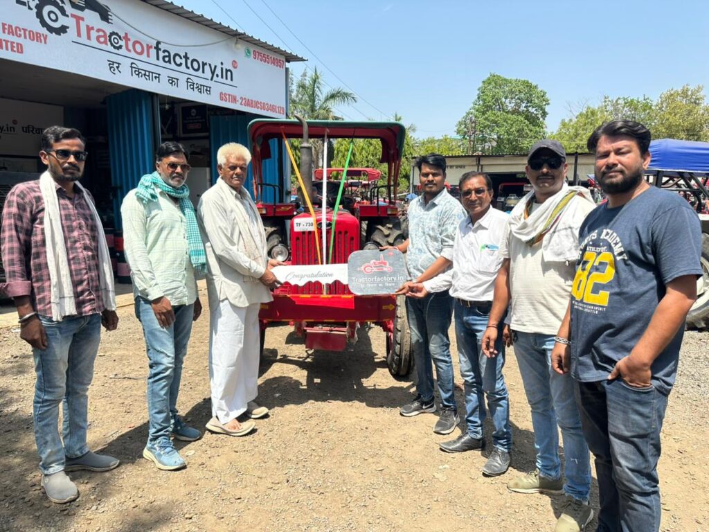 Old Tractor In Satna Varies Depending On Multiple Factors