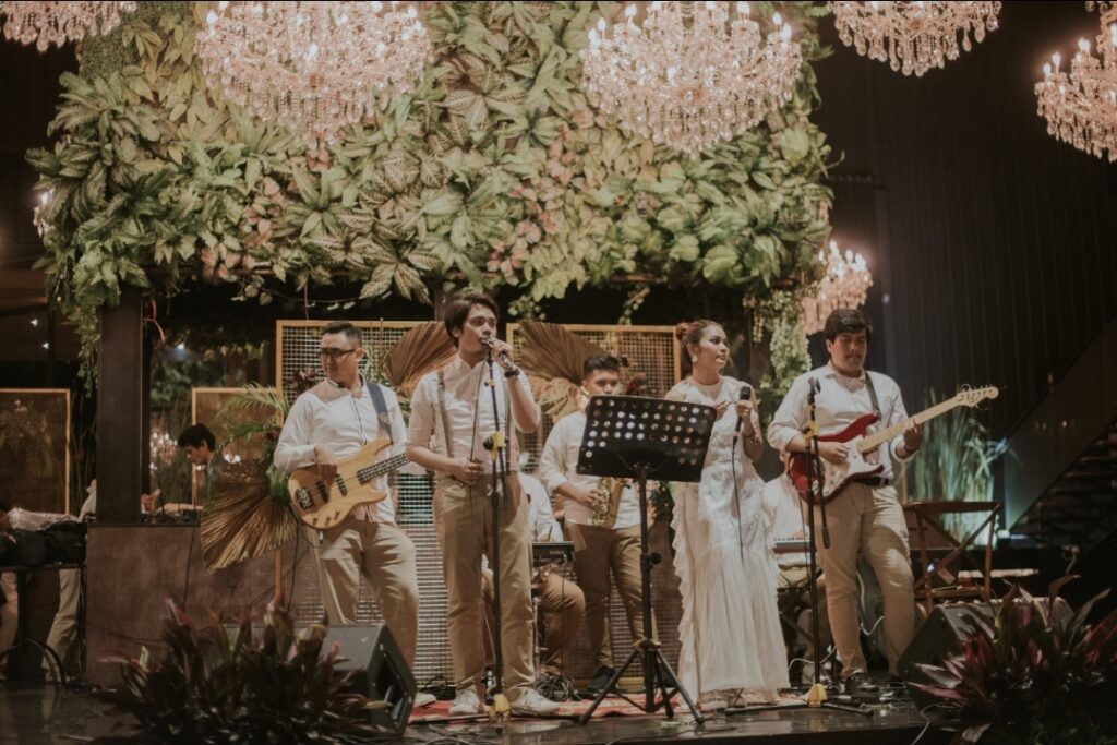 How a Music Entertainment Wedding Planner Creates the Perfect Wedding Atmosphere?