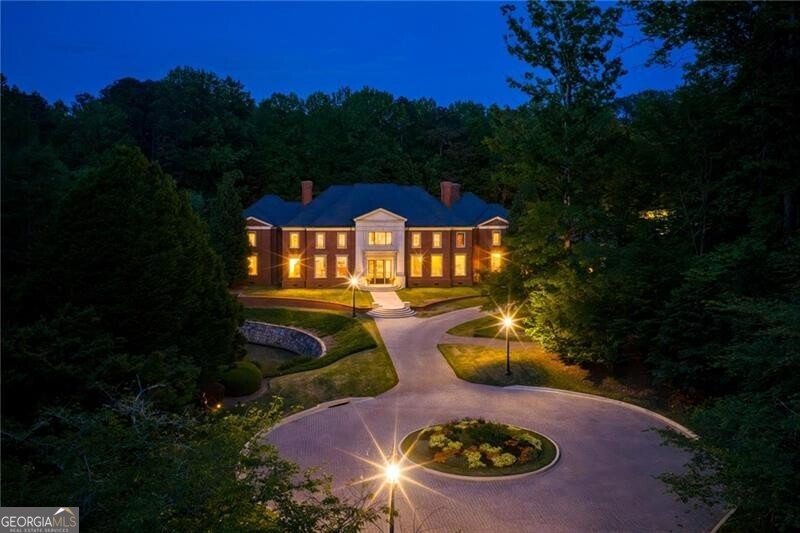 Why Are More Buyers Choosing Buildable Lots in Johns Creek, GA Over Existing Properties?