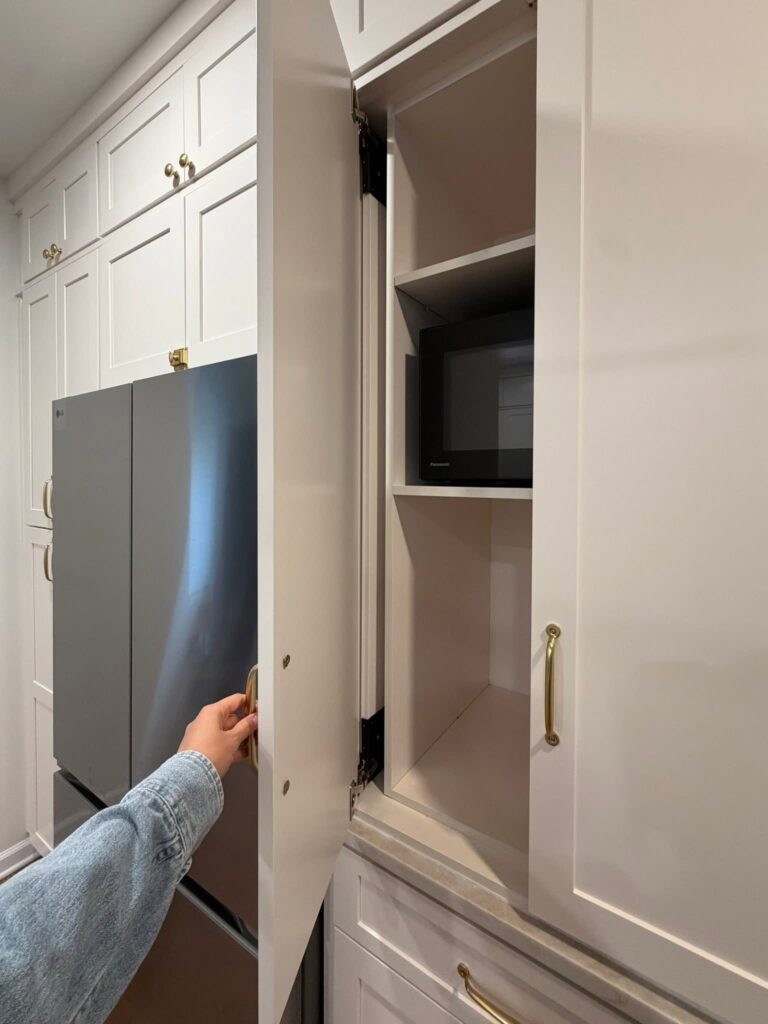 Clever Design Tricks to Update Dated Kitchen Cabinets