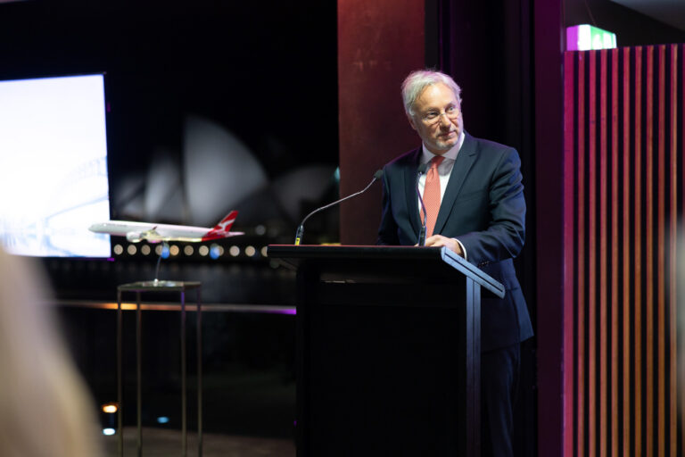 Professional Headshots That Support Melbourne Executives Speaking at Industry Conferences